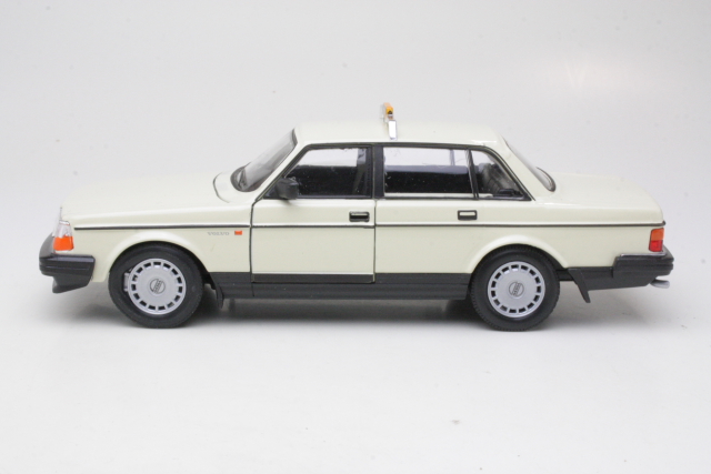 Volvo 240GL 1986, cream "Taxi Germany" - Click Image to Close