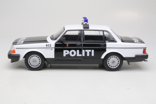 Volvo 240GL 1986 "Norway Police" - Sulje napsauttamalla kuva