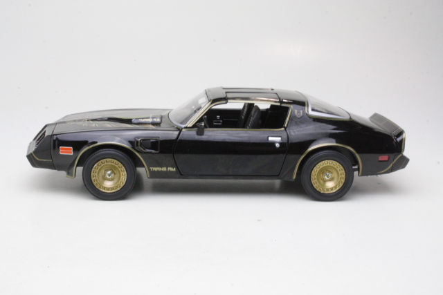 Pontiac Firebird Trans Am Turbo 4.9L 1980, musta - Sulje napsauttamalla kuva