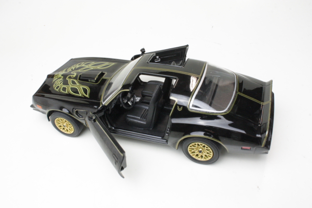 Pontiac Firebird Trans Am 1977, black