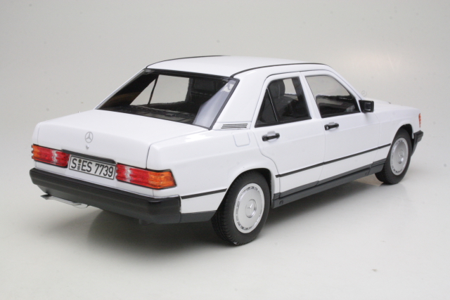 Mercedes 190E (w201) 1984, valkoinen - Sulje napsauttamalla kuva