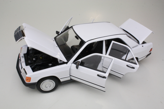 Mercedes 190E (w201) 1984, white