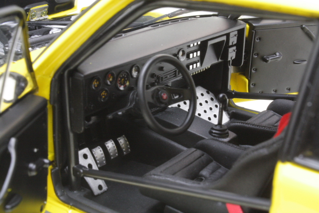 Fiat 131 Abarth 1976, yellow