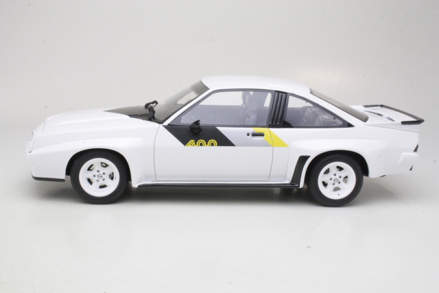 Opel Manta B 400 1982, valkoinen