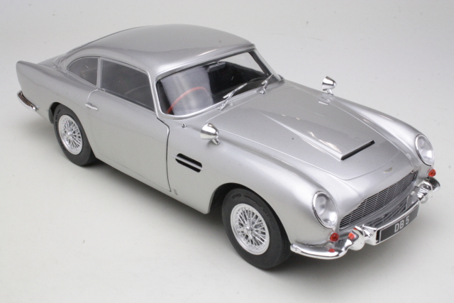 Aston Martin DB5 1964, hopea - Sulje napsauttamalla kuva