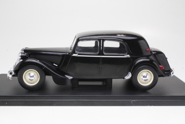 Citroen 15 Six Traction 1953, black