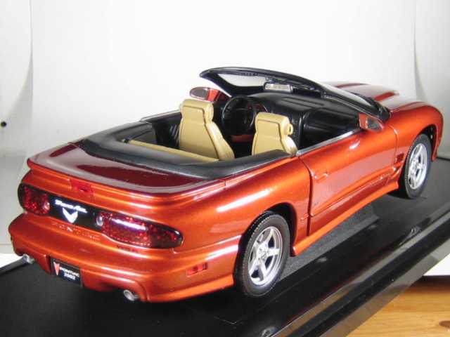 Pontiac Firebird Trans Am 2002, pronssi