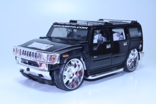Hummer H2, black