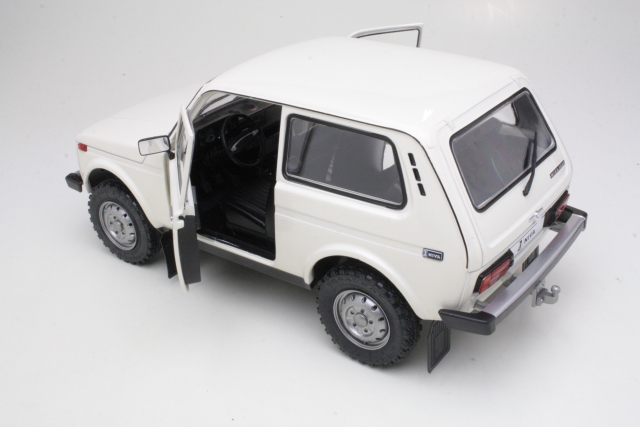 Lada Niva 1980, white