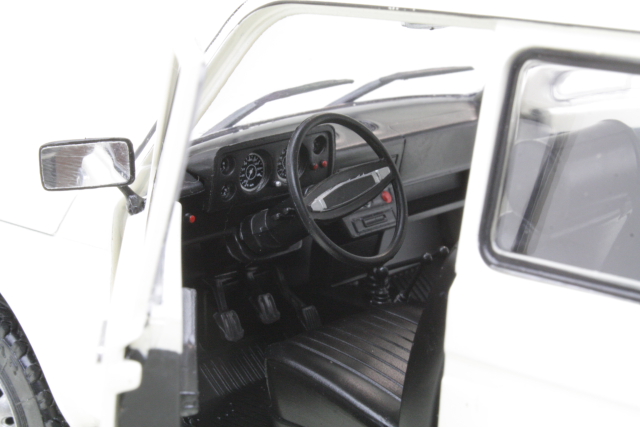 Lada Niva 1980, white
