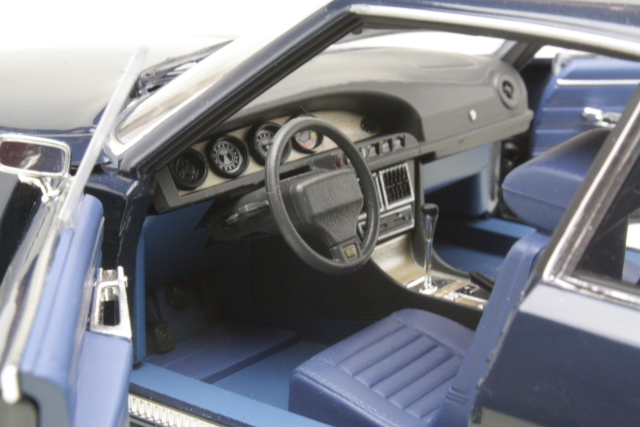 Citroen SM 1972, tummansininen