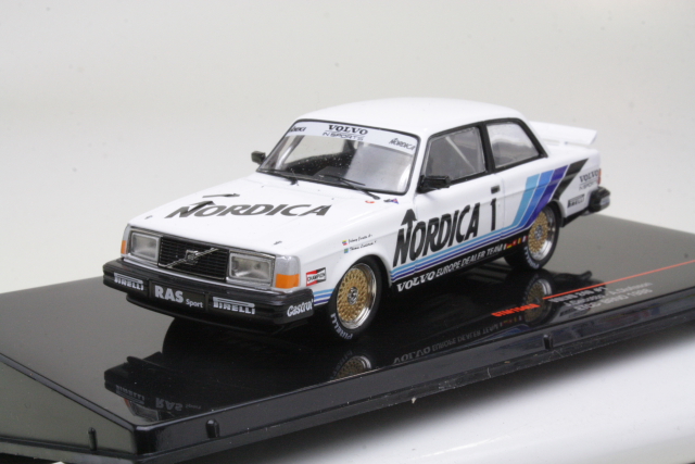 Volvo 240, ETCC Brunn 1986, J.Cecotto/A.Olofsson, no.1