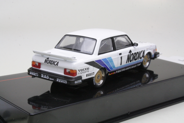 Volvo 240, ETCC Brunn 1986, J.Cecotto/A.Olofsson, no.1
