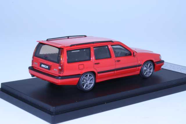 Volvo 850 T5R SW, red