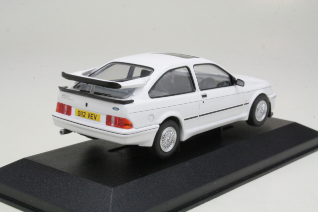 Ford Sierra RS500 Cosworth, valkoinen - Sulje napsauttamalla kuva