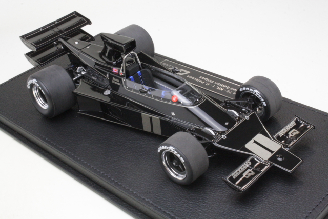 Lotus 76, Season 1975, R.Peterson, no.1