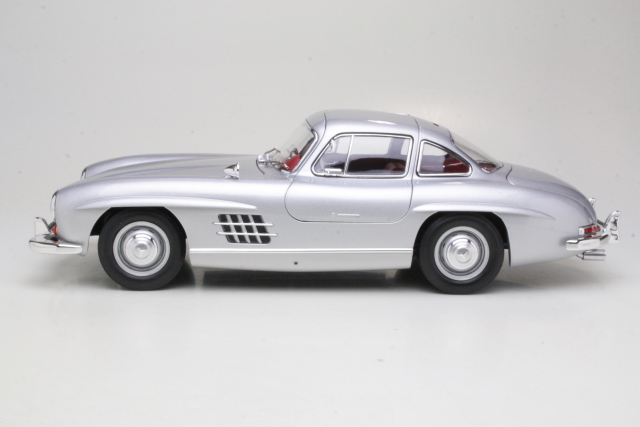 Mercedes 300SL 1954, silver - Click Image to Close