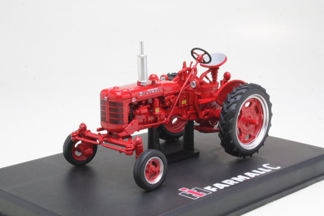 Farmall C 1955, red - Click Image to Close