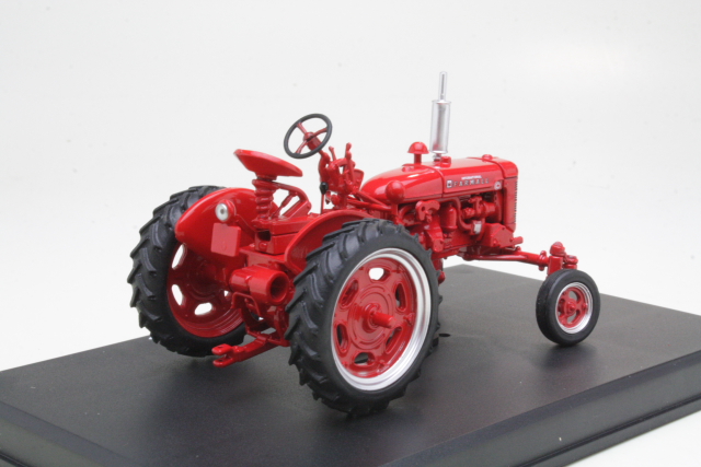 Farmall C 1955, punainen - Sulje napsauttamalla kuva