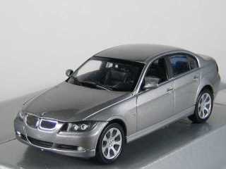 BMW 330i 2006, hopeanharmaa