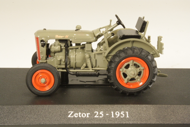 Zetor 25 1951, vihreä - Sulje napsauttamalla kuva