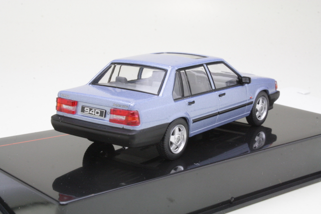 Volvo 940 Turbo 1990, vaaleansininen