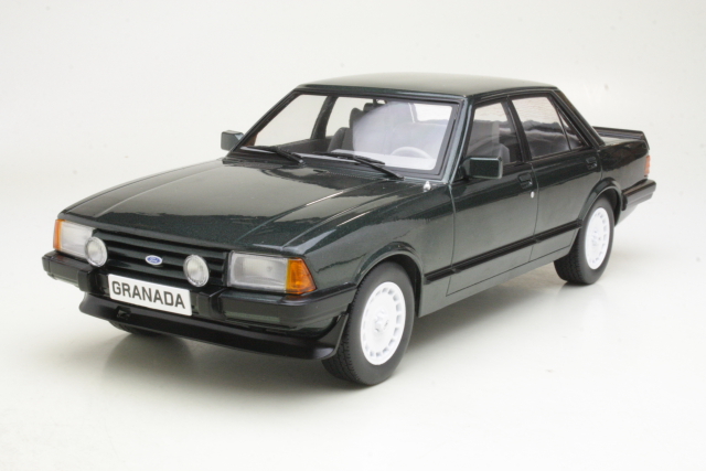 Ford Granada Mk2 2.8 Injection 1981, tummanvihreä