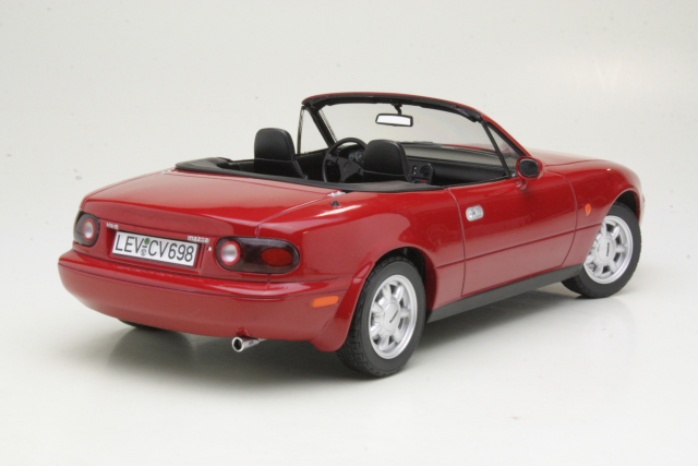 Mazda MX-5 Spider 1989, punainen - Sulje napsauttamalla kuva