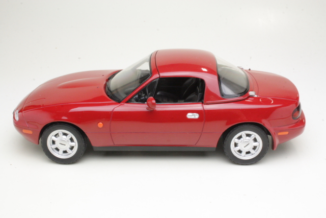 Mazda MX-5 Spider 1989, punainen - Sulje napsauttamalla kuva