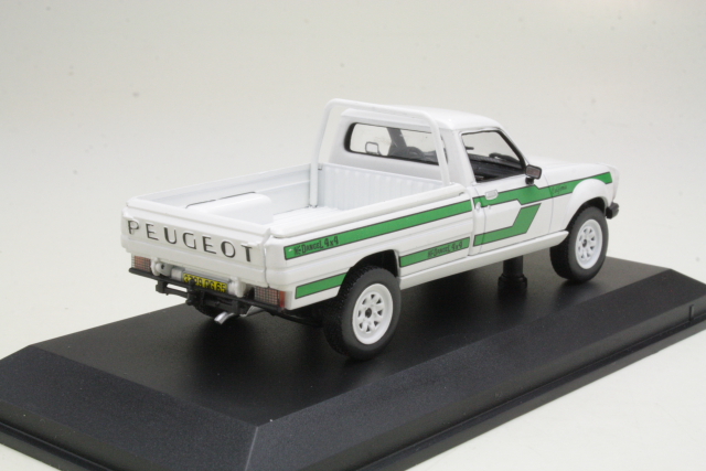 Peugeot 504 Pick Up 4x4 Dangel 1985, valkoinen
