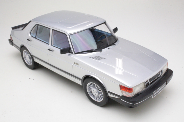 Saab 900 Turbo 1980, hopea