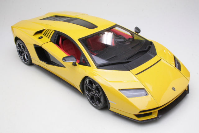 Lamborghini Countach LP800-4 2021, keltainen - Sulje napsauttamalla kuva
