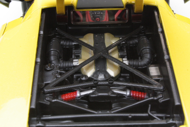 Lamborghini Countach LP800-4 2021, yellow