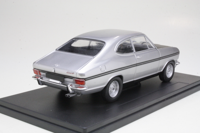 Opel Kadett B Coupe Rallye 1967, hopea