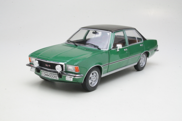 Opel Commodore B GS/E 1972, vihreä