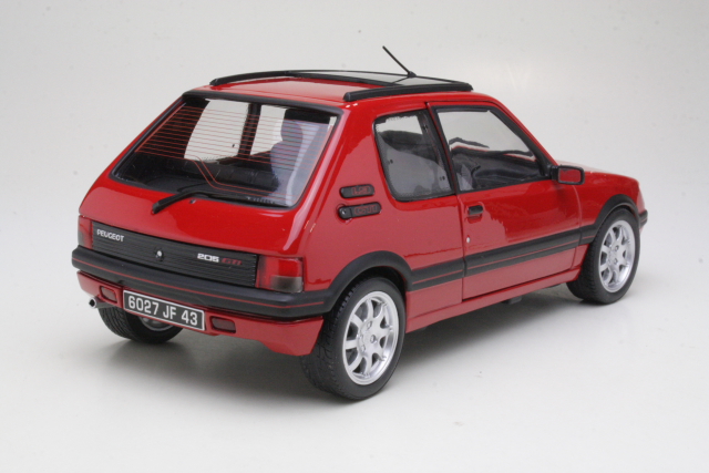Peugeot 205 GTi 1.9 1991, punainen