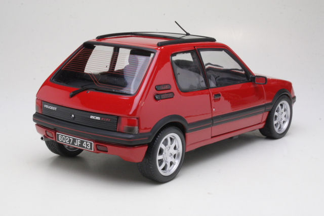 Peugeot 205 GTi 1.9 1991, punainen - Sulje napsauttamalla kuva