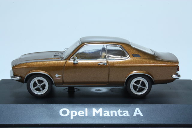 Opel Manta A, ruskea - Sulje napsauttamalla kuva