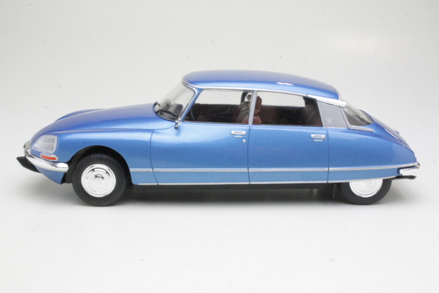 Citroen DS23 Pallas 1973, blue