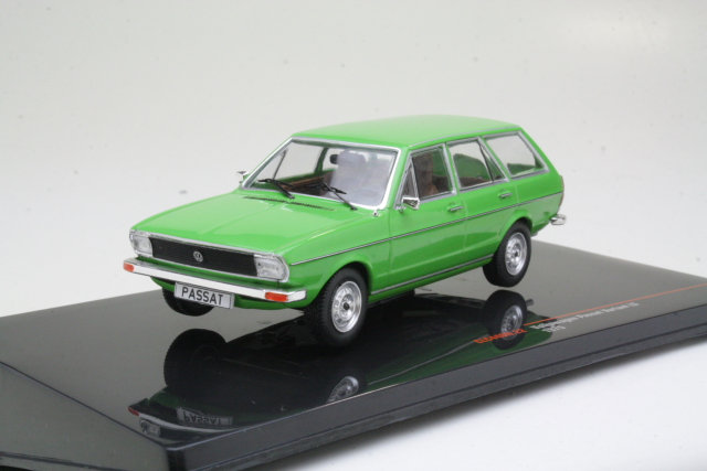 VW Passat Variant LS 1975, green