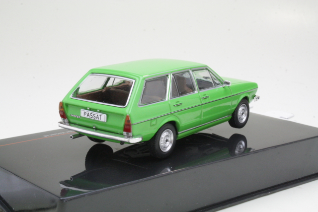VW Passat Variant LS 1975, green