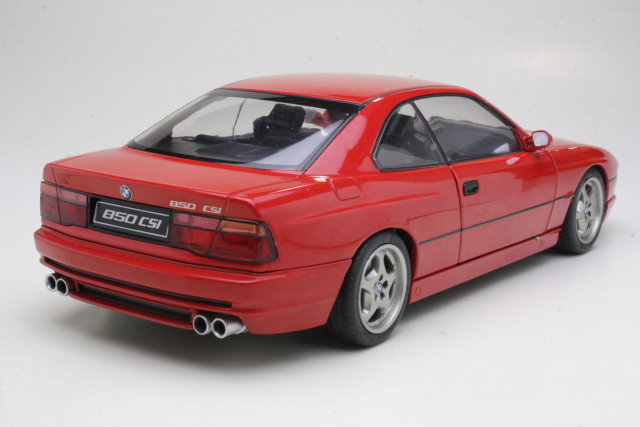 BMW 850 CSI (e31) 1990, punainen
