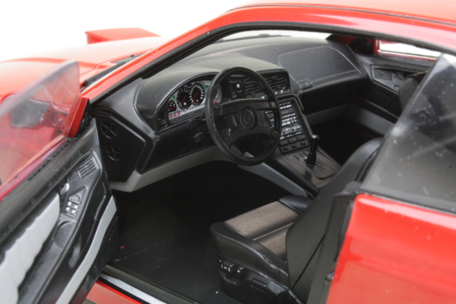 BMW 850 CSI (e31) 1990, punainen