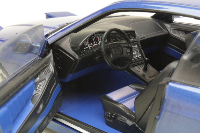 BMW 850 CSI (e31) 1990, blue
