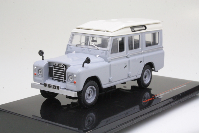 Land Rover Series II 109 Station Wagon 1958, harmaa