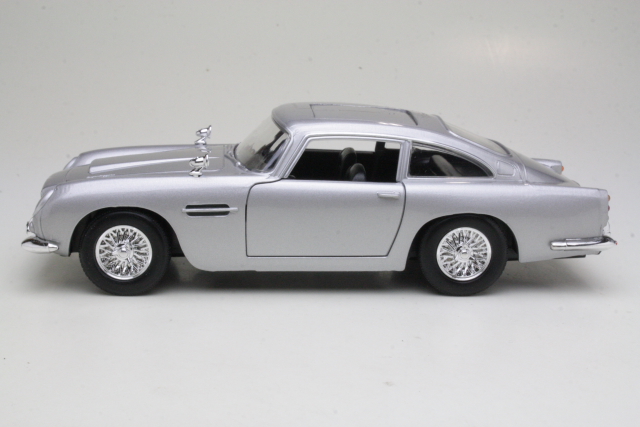 Aston Martin DB5, hopea