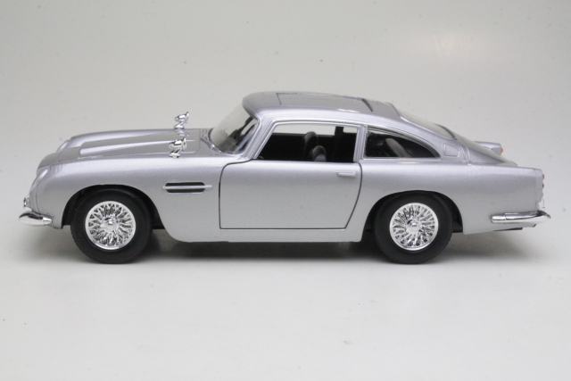 Aston Martin DB5, hopea - Sulje napsauttamalla kuva