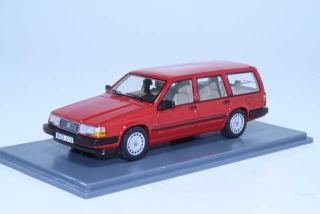 Volvo 940GL Estate 1992, punainen