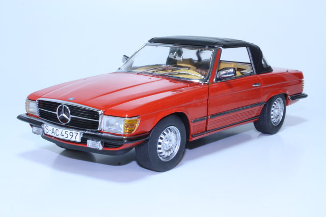 Mercedes 350SL Convertible Closed 1977, red