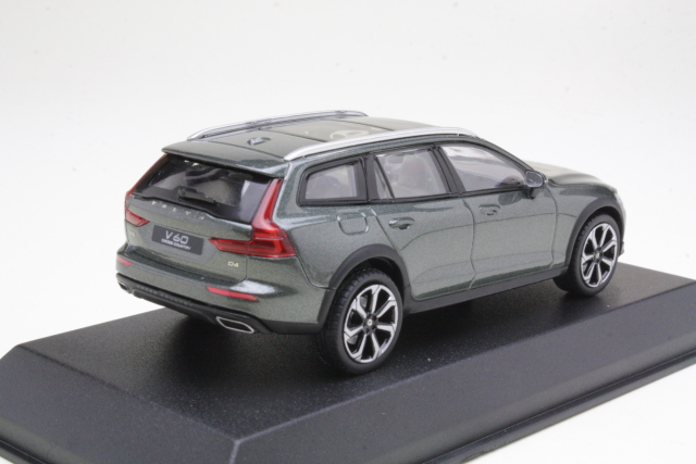 Volvo V60 Cross Country 2019, harmaa